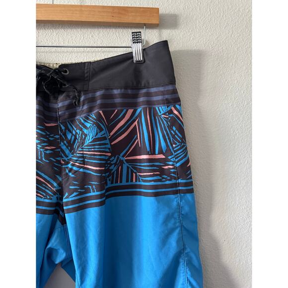 Patagonia Blue Men’s Stretch Planing Board Shorts Swim Trunks Packable Size 30 - Picture 6 of 13
